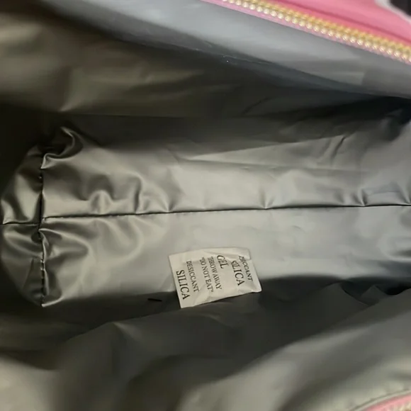 NWT Betsey Johnson Insulated Lunch Tote. Dog Lovers Design. - Picture 8 of 10